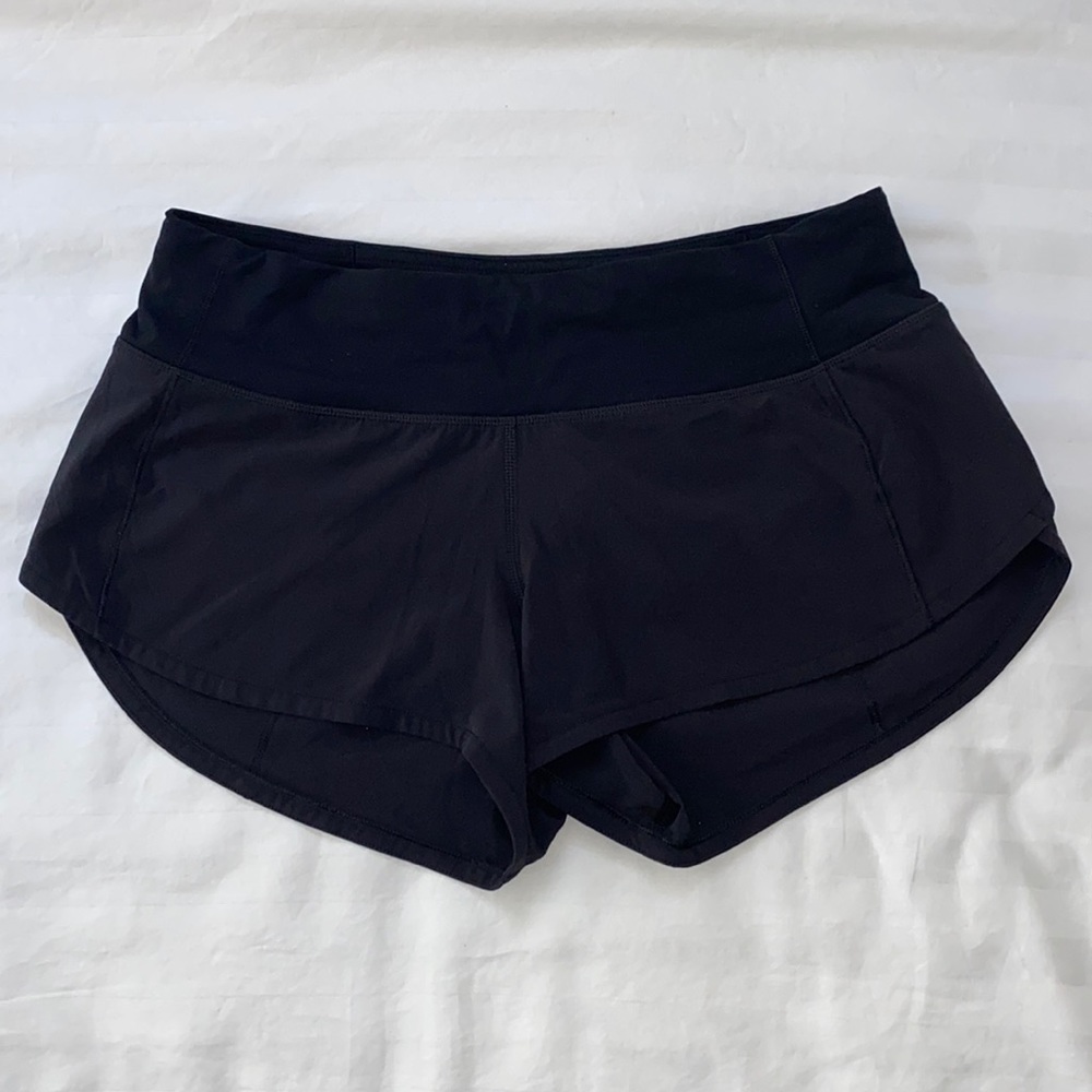 Lululemon | Low-Rise Short 2.5